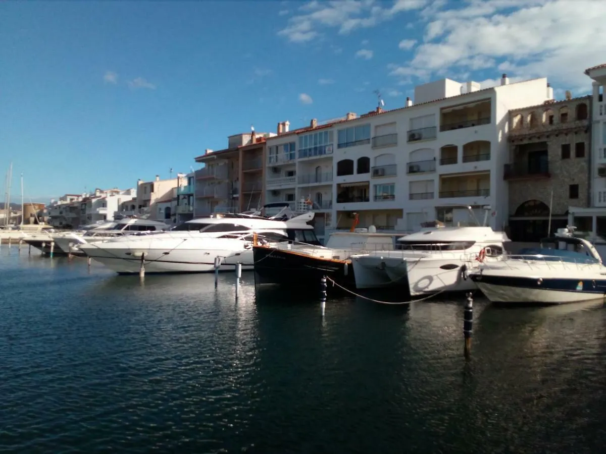 K.C.G.Marina Apartment Empuriabrava